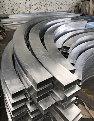 艺术弧形铝方通-仿木纹弧形铝方通 现代建筑装饰的革新选择